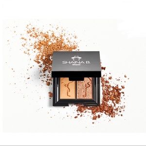 Shaina B Miami Fuego Eyeshadow Duo
Wynnwood & Heat